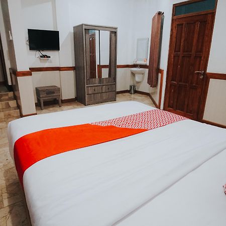 Oyo 1209 Tirtasari Nice Guesthouse 万隆 外观 照片