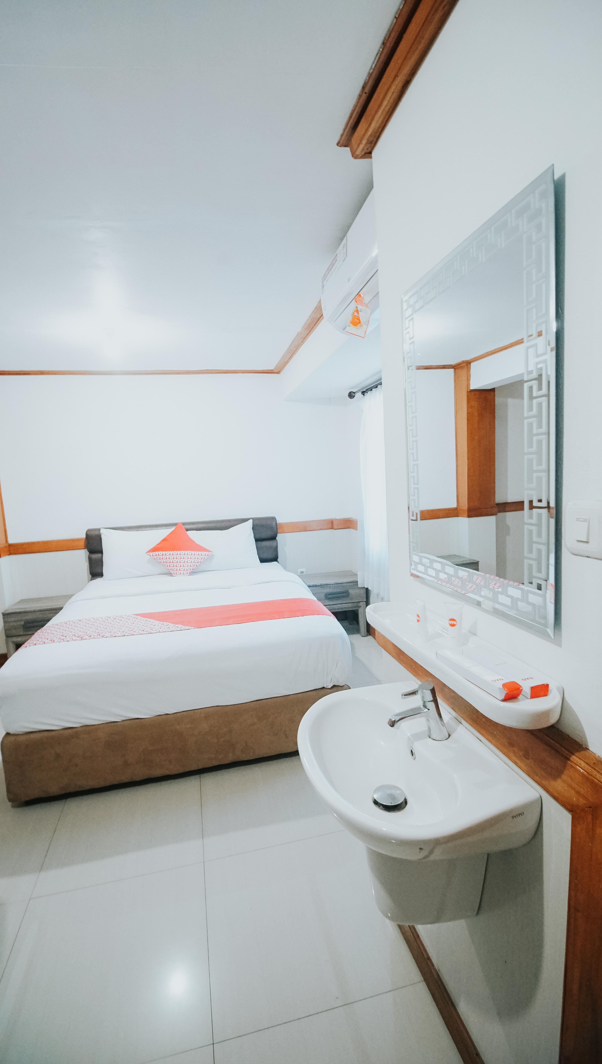 Oyo 1209 Tirtasari Nice Guesthouse 万隆 外观 照片